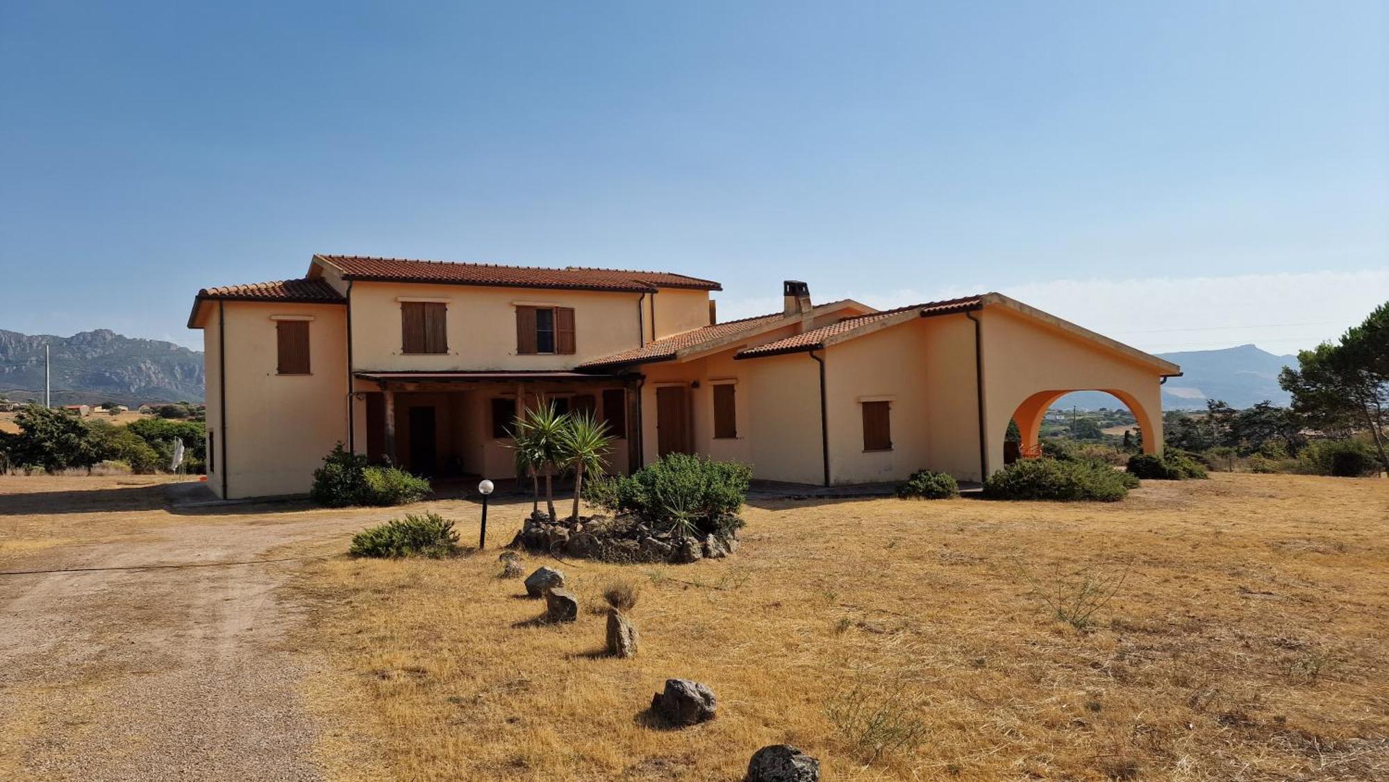 Villa Jolies Viddalba 外观 照片