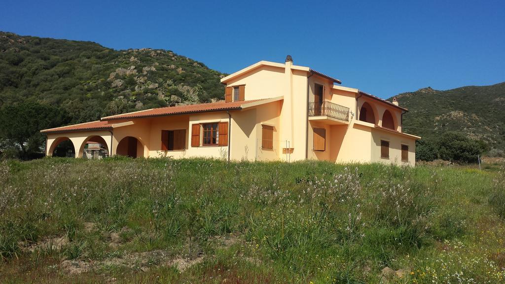 Villa Jolies Viddalba 客房 照片
